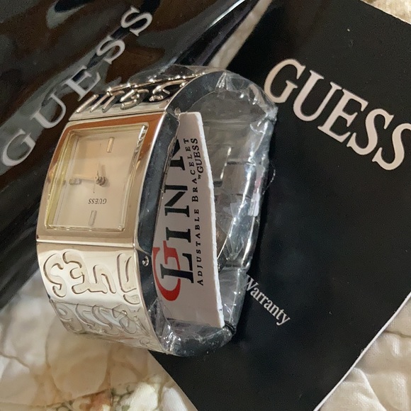 NWT (need battery) GUESS watches- silver main image 8